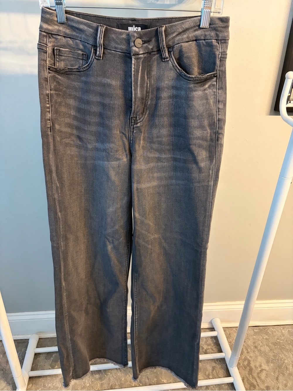 Mica Women's Gray Wide Leg Jeans size 28
